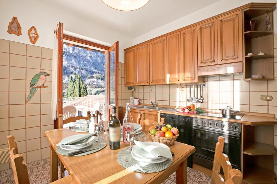 Kitchen and dining area