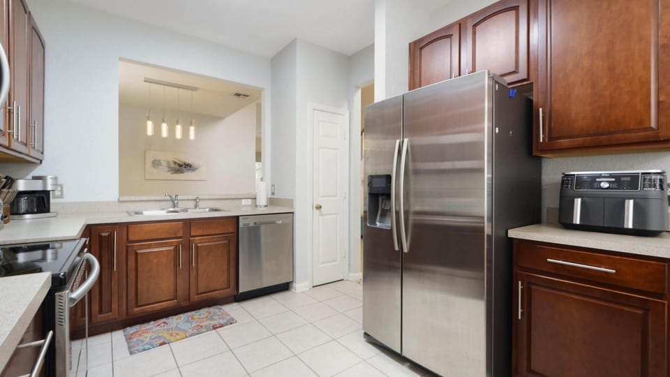 Fully stocked kitchen
