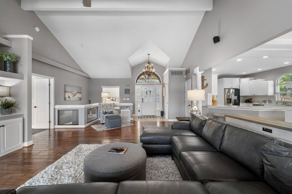 Lakeview living room