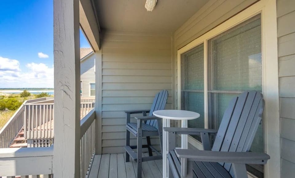 Covered Porch II