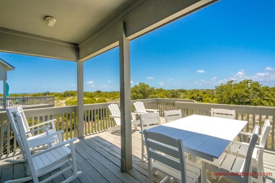 Sun Deck with Adjacent Covered Porch