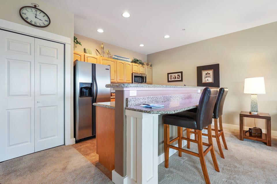 1238 Vacation by the Sea