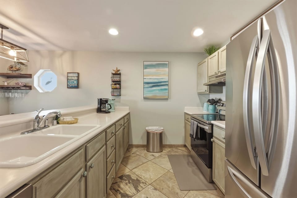 113 Vacation by the Sea