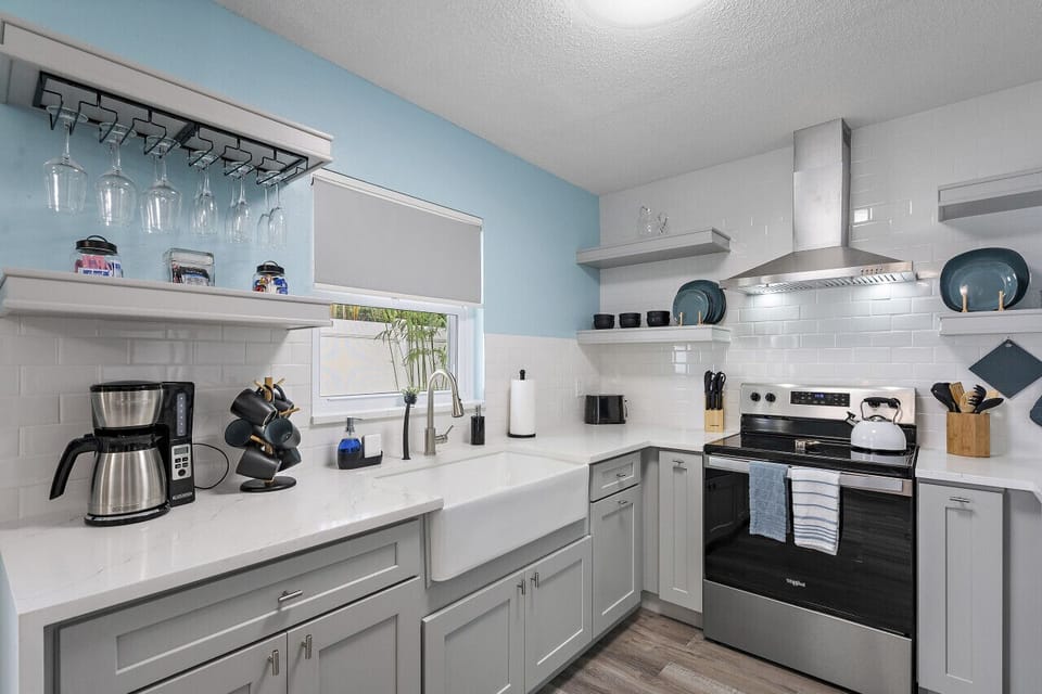Full Kitchen