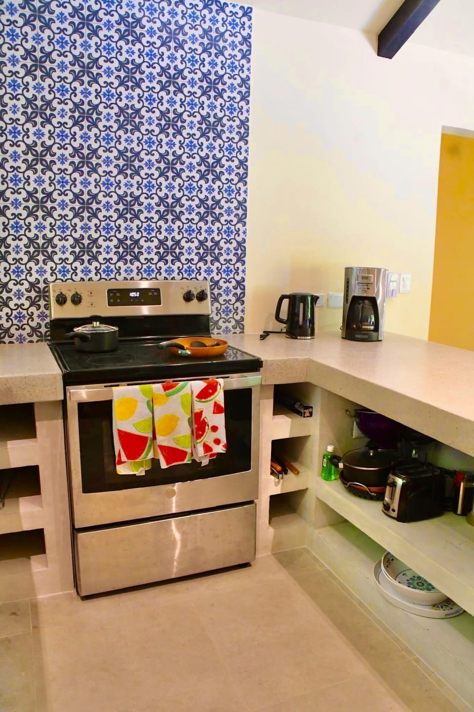 Full kitchen with everything you’ll need 