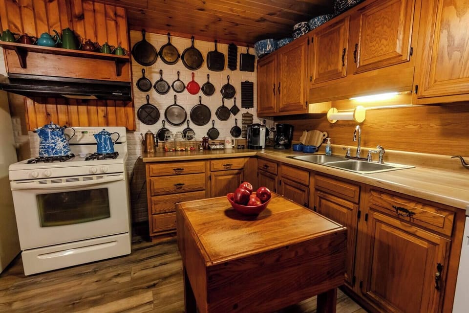 Kitchen (2)