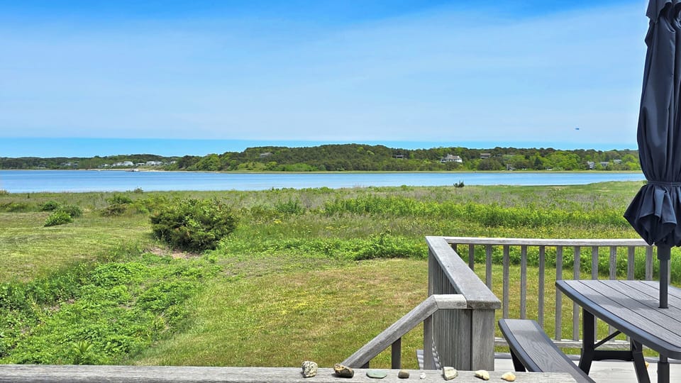 Wonderful house with Chipman Cove water views
