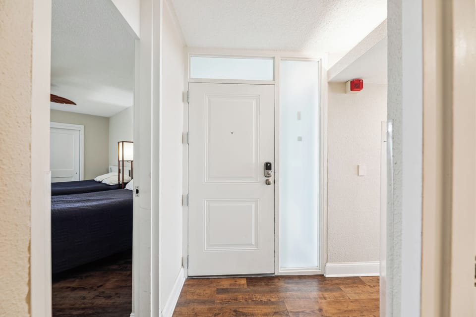Floor Plan,Entry,