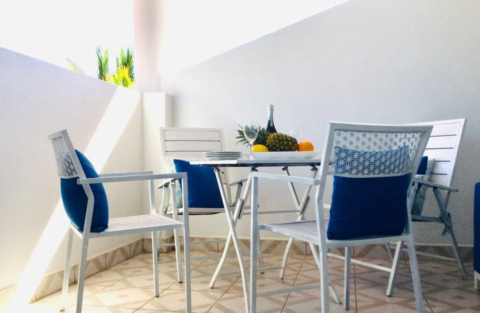 Outdoor Seating Area 