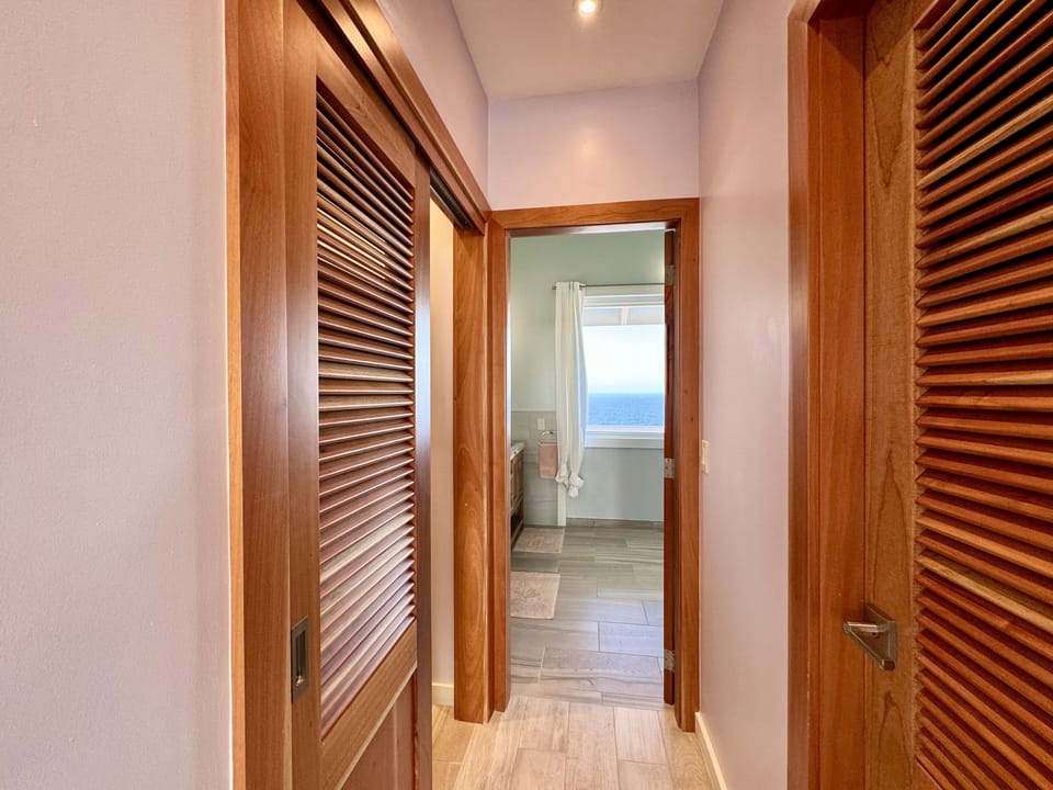Bathroom (2)