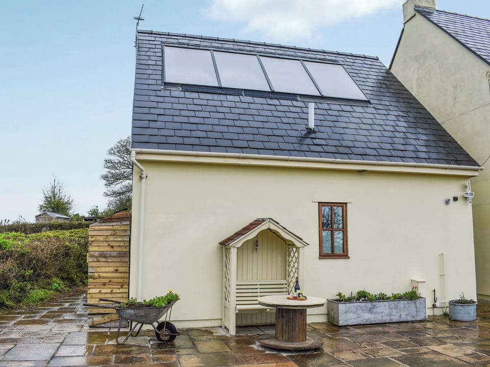 Exterior | Ty Ffair Mai Annexe, Llangwm Usk