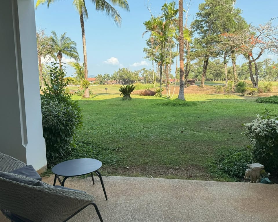 Peaceful Allamanda - great amenities, golf course (11836)