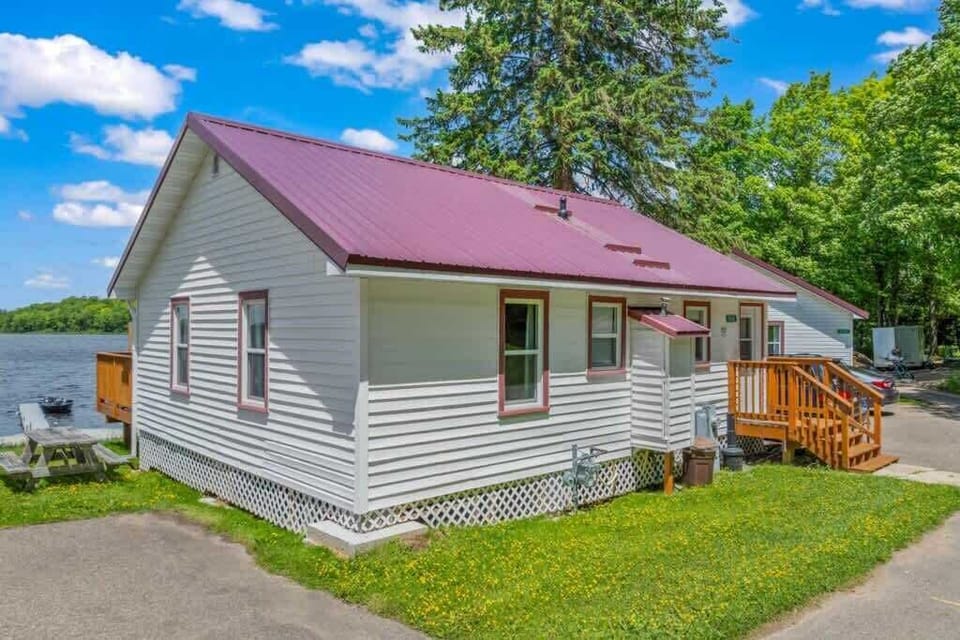 TBRCabin-3-12