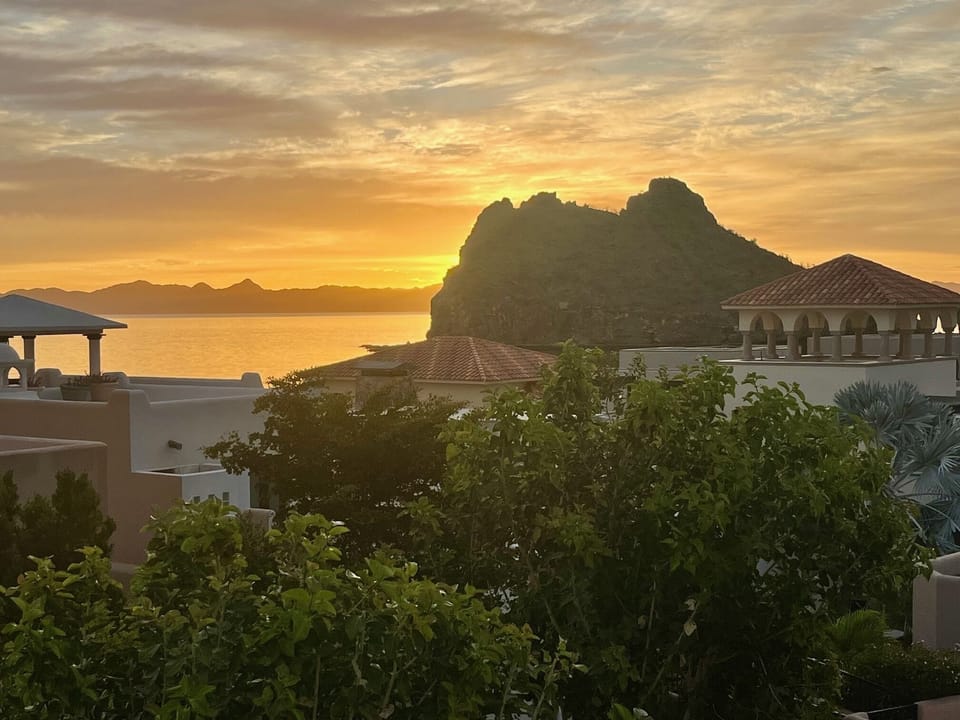 Sunrise in Casa Tortuga
