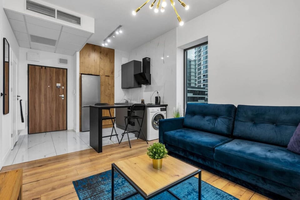 Living space | Book Now with RENTUJEMY.COM
