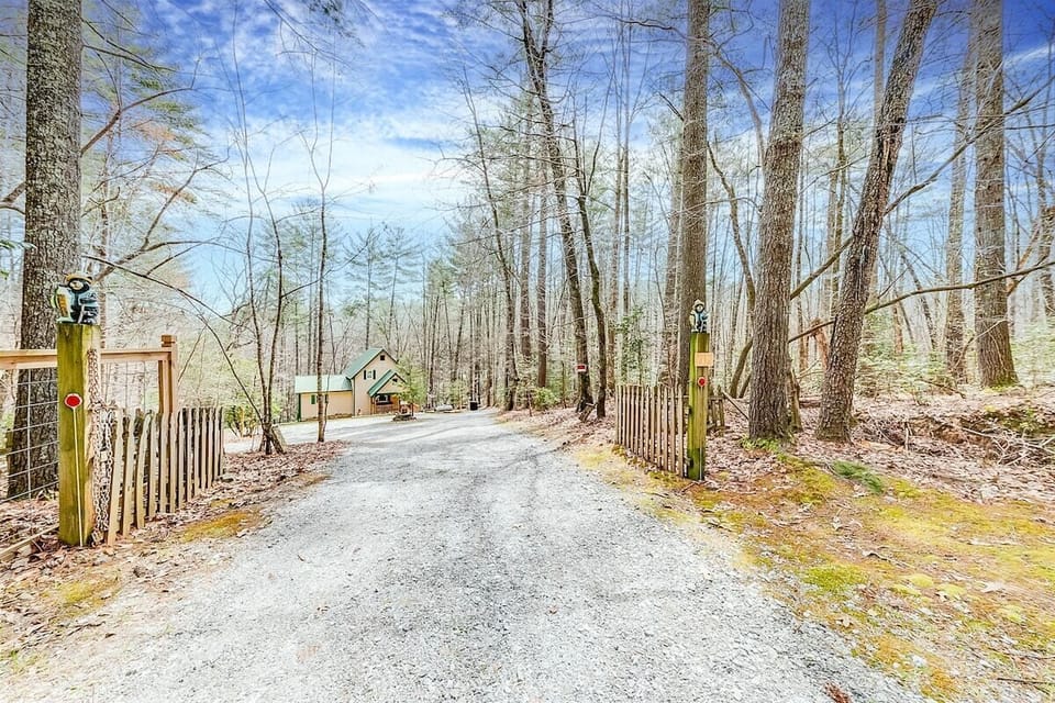Driveway to Waterfall Cabin