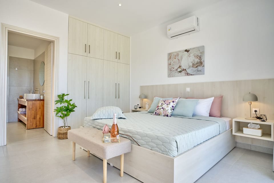 Lefkimmiatis Villa Erika Newly Built Bedroom