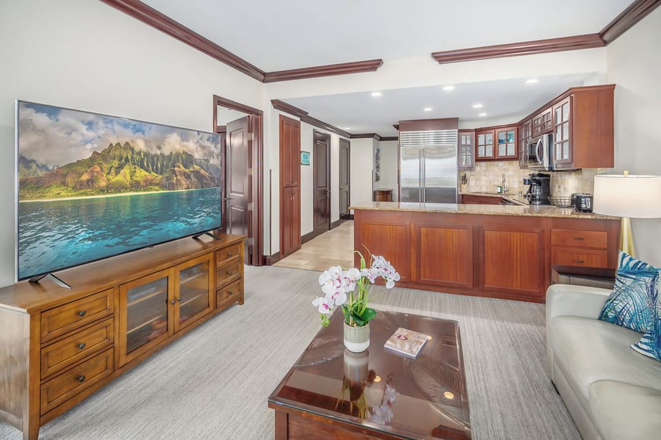 Waipouli Beach Resort Living Room & Kitchen