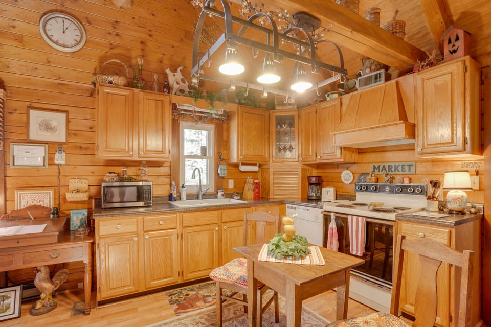 Kitchen | 1st Floor | Dishwasher | Cooking Basics | Drip Coffee Maker | Toaster