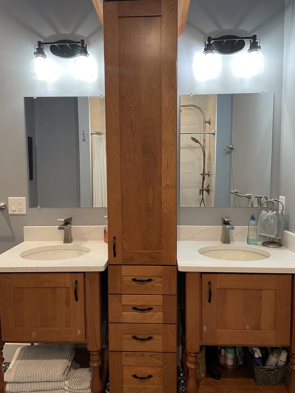 Master bath, double vanity