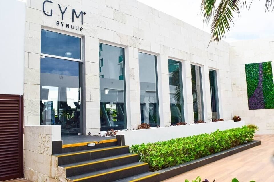 Gimnasio desde 6am a 10pm