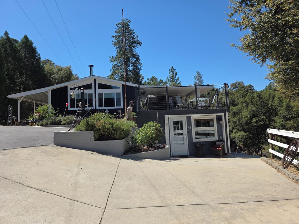 front of house lower entrance