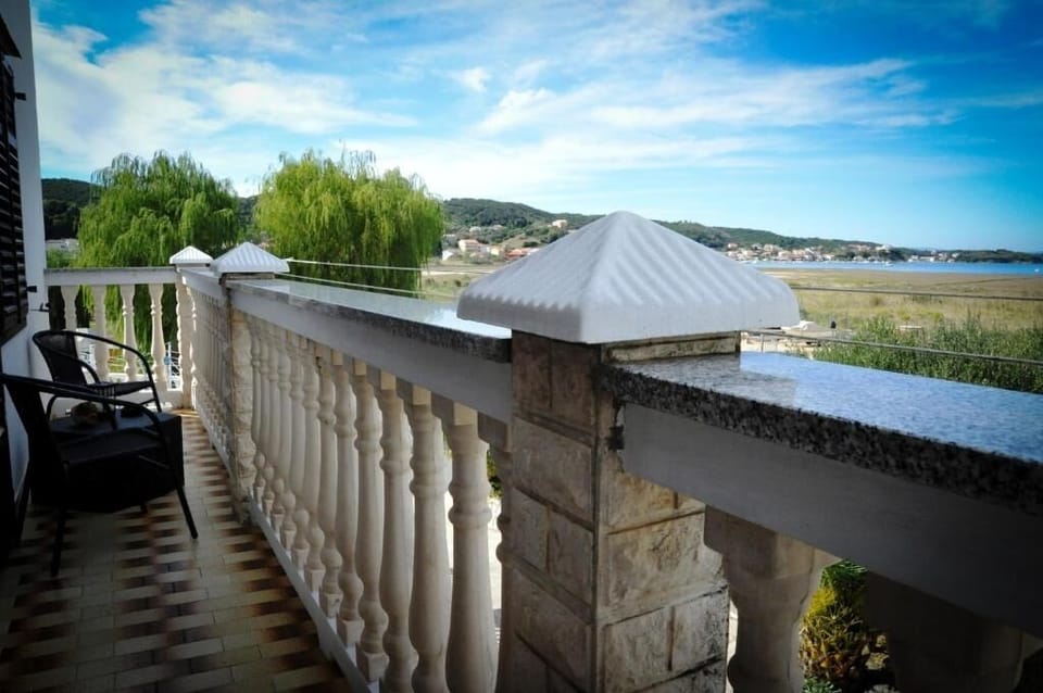 Balcony 2
