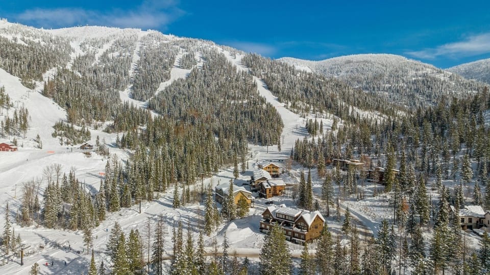 16_NHNInspirationLoop_181015_AerialView_Custom_Resized_434301644_1980x1530zip_1980x1530