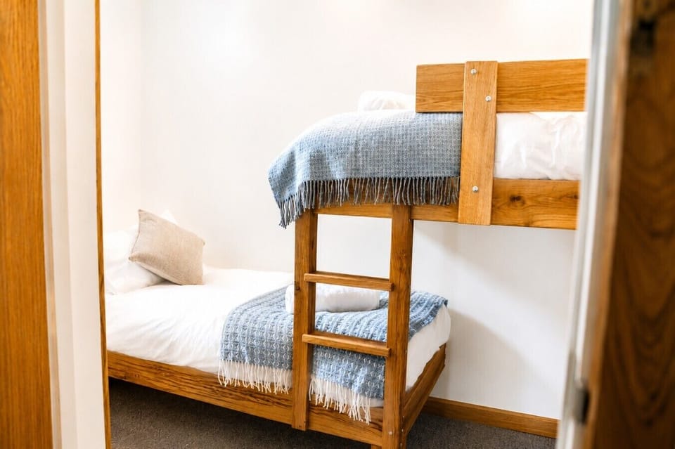 Twin Bunk beds