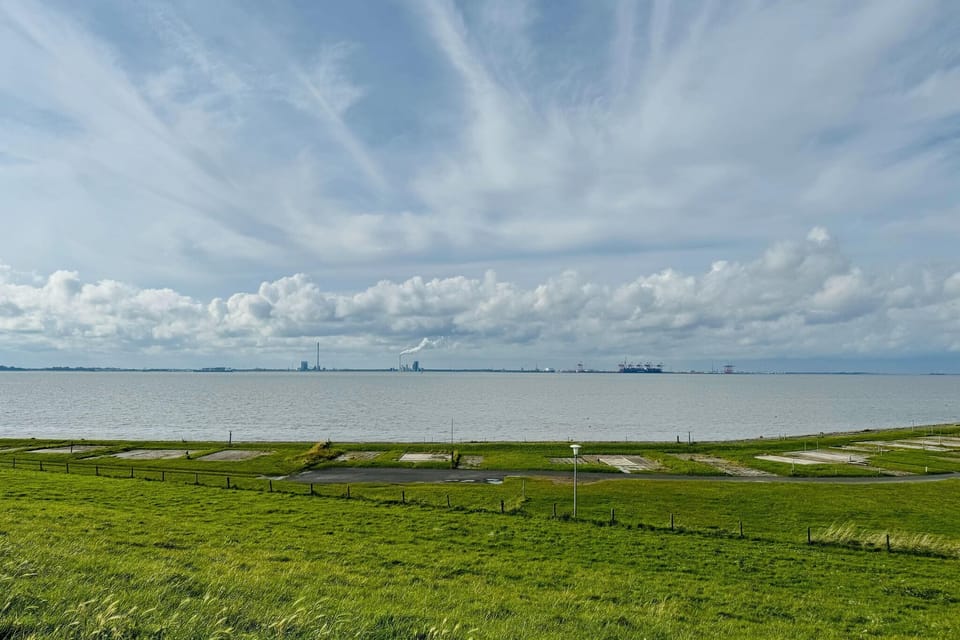 Immediate Surroundings [summer] (<1 km)