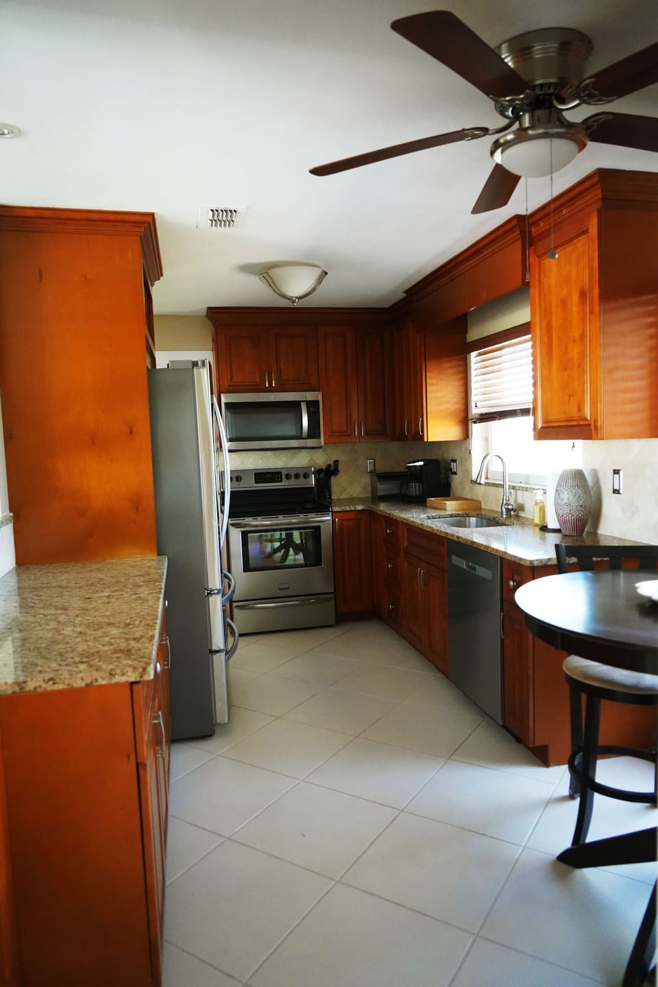 Kitchen and breakfast nook