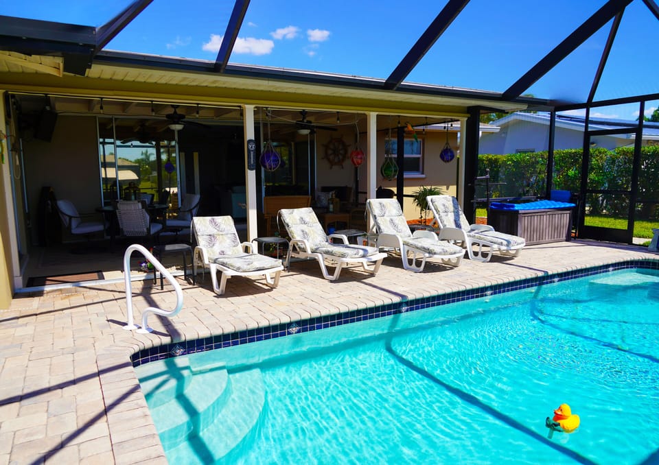 Private pool area