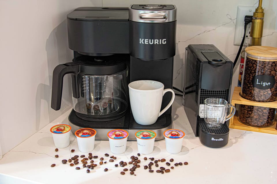 Start your morning with the pick of 3 different ways to brew your coffee at our fully stocked coffee bar