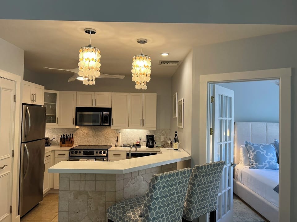 Fully equipped kitchen