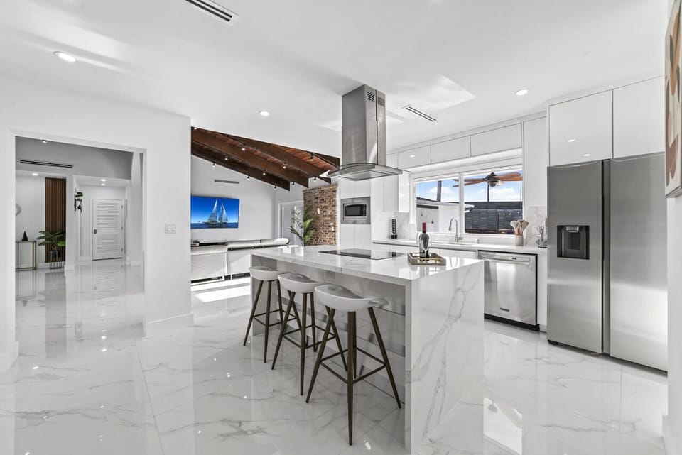 Elevate Your Cooking Experience: Rent This House with a Gorgeous Kitchen