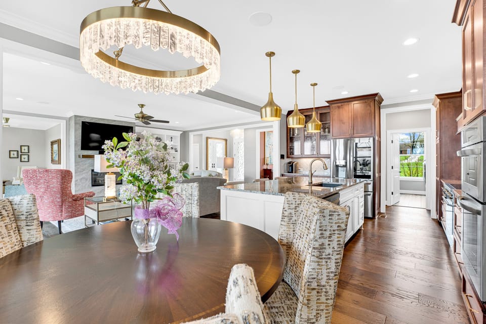 Breakfast table into dining