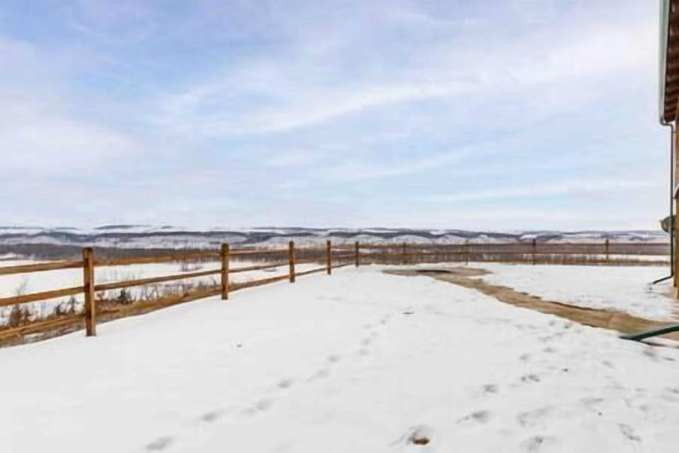 Infinity Back Yard Overlooking Mississippi River 