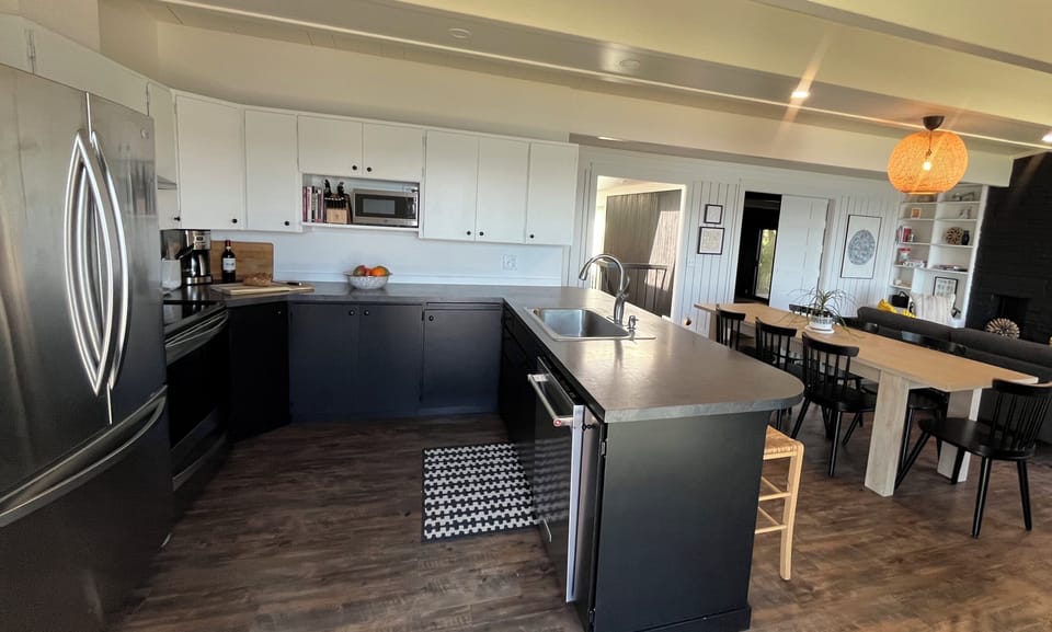 open kitchen 