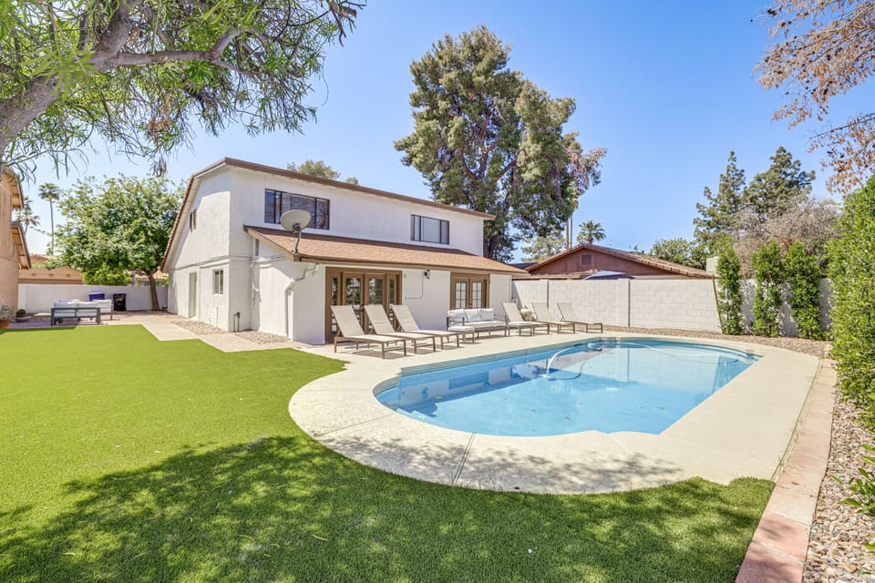 Tempe Vacation Rental | 4BR | 2.5BA | 2,700 Sq Ft | Step-Free Entry