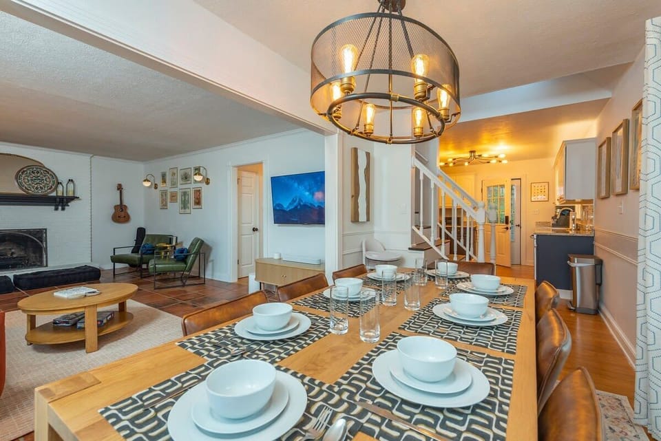 Dining room seating for 8