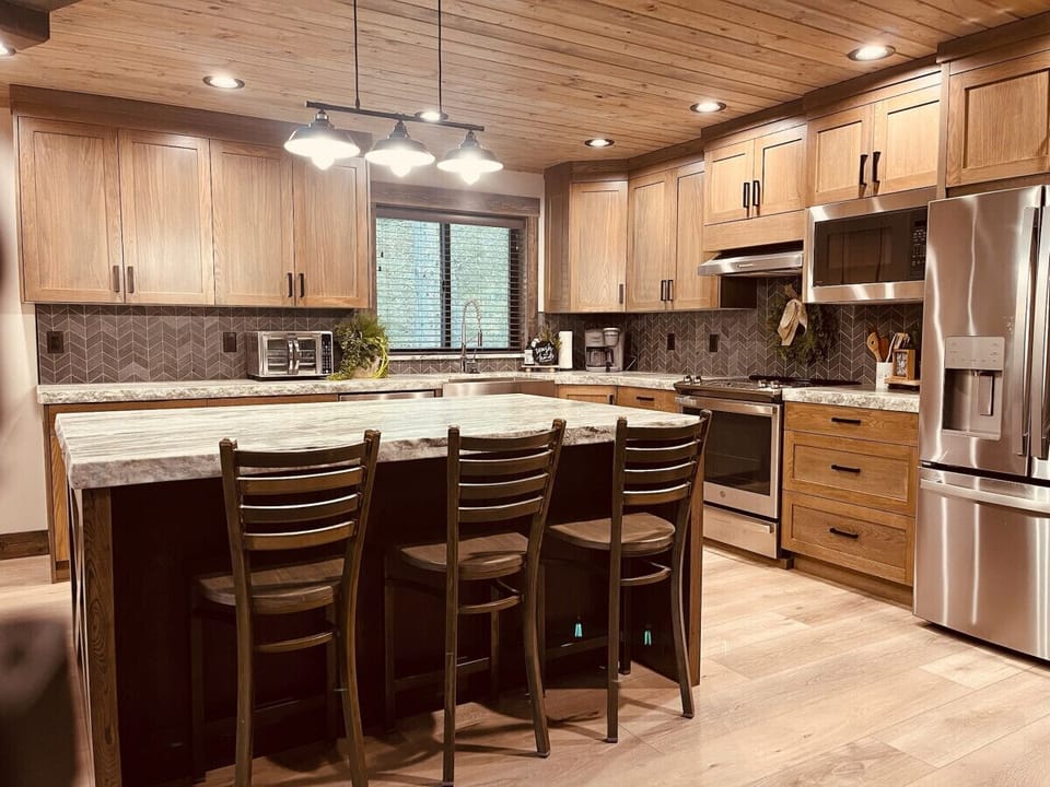 Kitchen with bar seating- Located on the main floor 