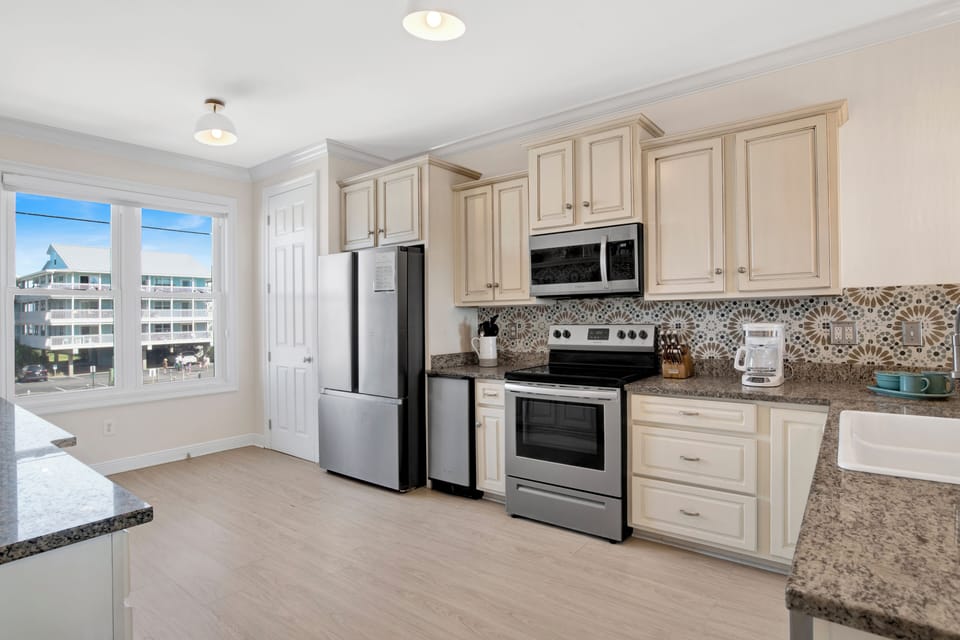 The kitchen is fully equipped for all of your cooking needs
