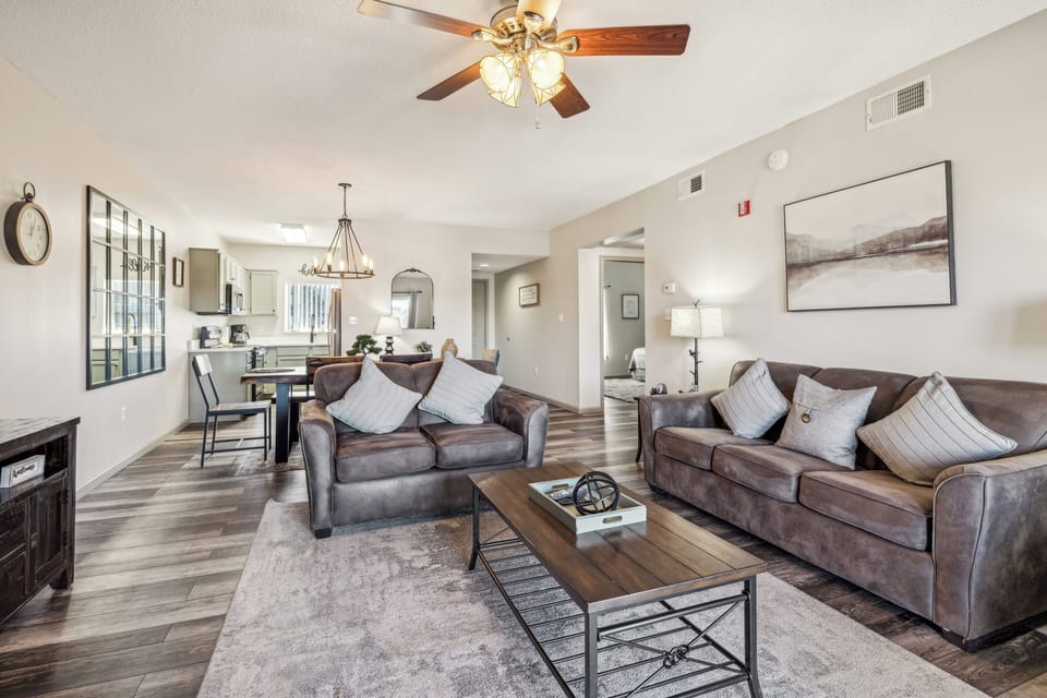 Spacious Living Room with Gas Fireplace, Sleeper Sofa and SMART TV with Cable & WIFI throughout vacation rental