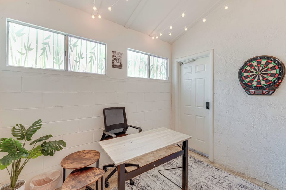 En-Suite Office | Free WiFi