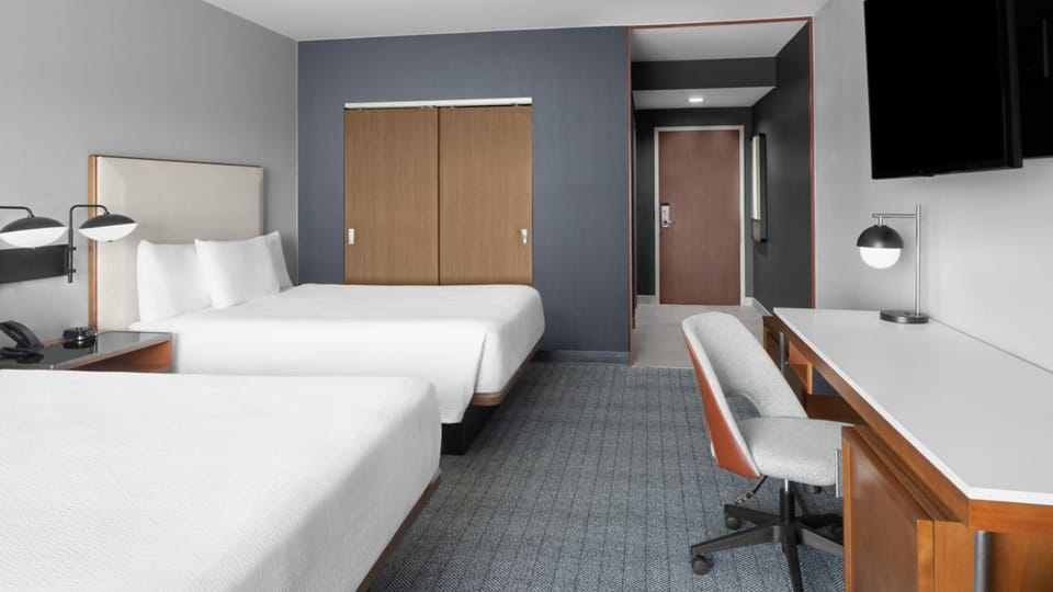 Unit with comfortable beds
