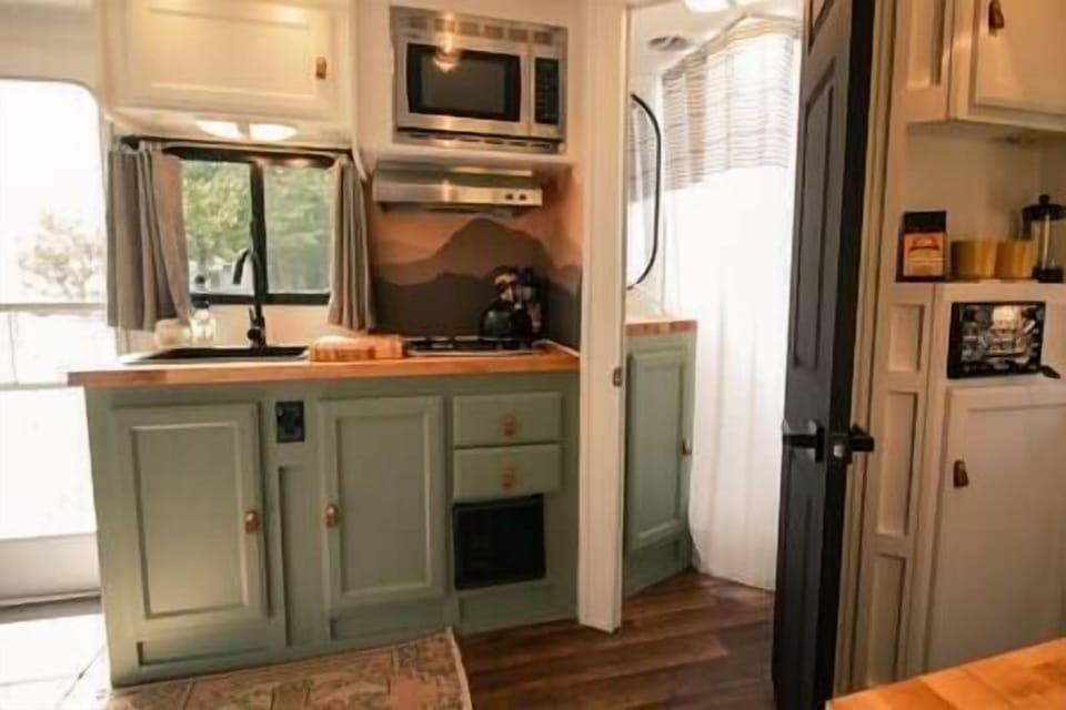Kitchen (2)