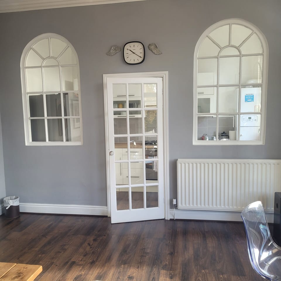 Entrance to kitchen