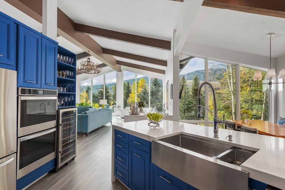 180 degree view of the mountains from the kitchen 