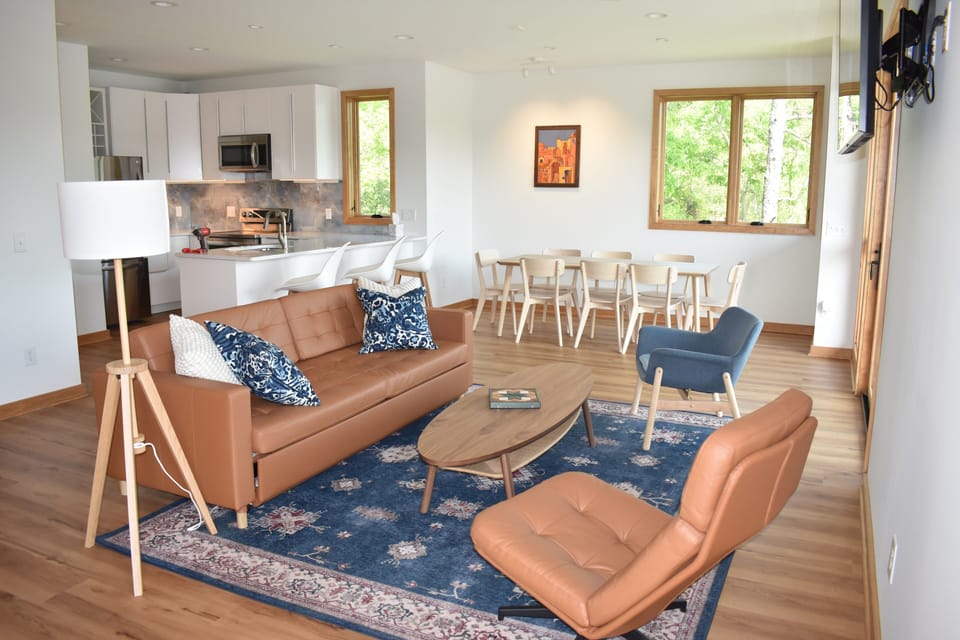 Main floor living room / dining room.
