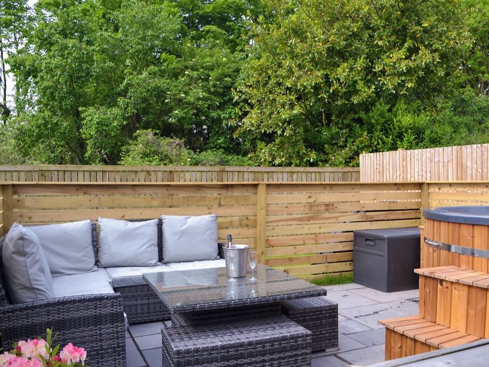 Outdoor area | Wellington - Ye Old Red Lion Holidays, Holme upon Spalding Moor, near York